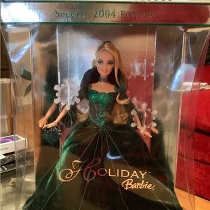 NIB 2004 Special Edition Green Holiday Barbie